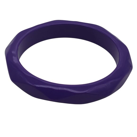 Faceted Purple Acrylic Bangle Bracelet Geometric Design Womens Jewelry - Picture 1 of 4